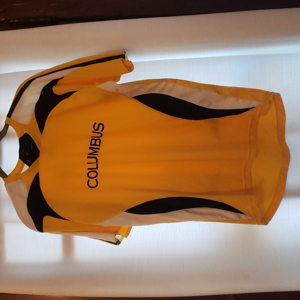 CHALLENGER TEAMWEAR COLUMBUS adult small yellow & black shirt white highlights
